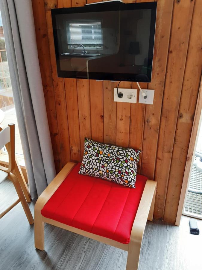 Chalet 15 "De Tien Heugten" Vakantiepark Schoonloo Eksteriør billede